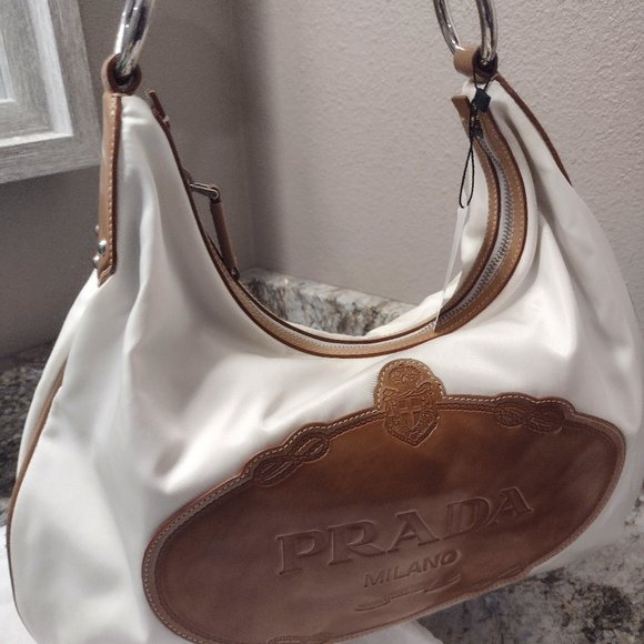 Prada Handbags - PRADA Elegant Purse